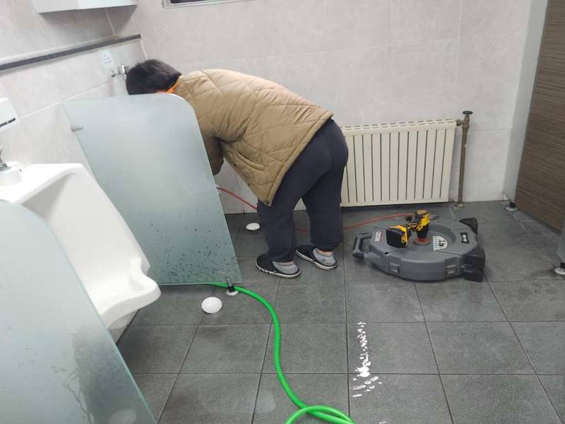 평택 소변기·상가 배관 작업사례 8